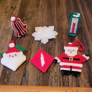 Handmade Christmas Themed Yarn Ornaments Set